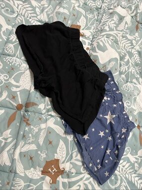 PINK Victoria's Secret Black & Blue Star Pajama Shorts Duo